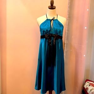 NWT JONATHAN MARTIN EMERALD GREEN TEAL SILK DRESS W/ BLACK RIBBON SIZE 13-14
